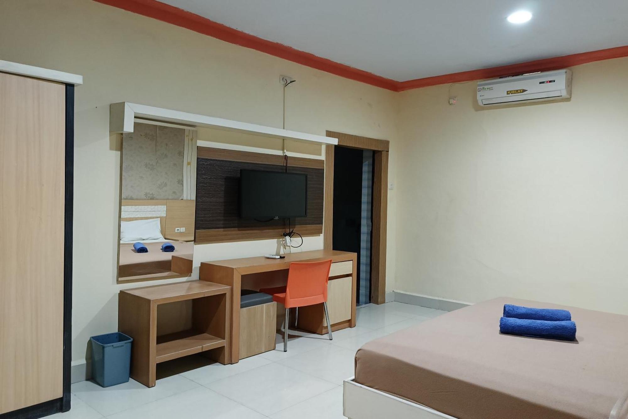 Oyo 93665 Puri Homestay Kendari Ngoại thất bức ảnh